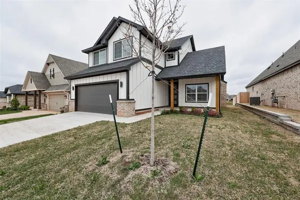 18508 Autumn Grove DR, Edmond, OK 73012