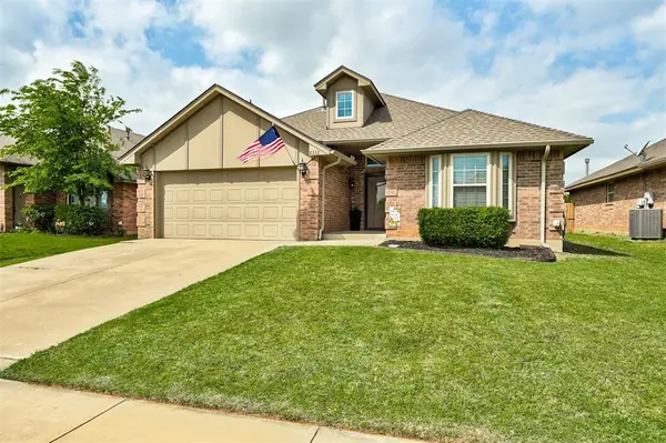 2312 Spoonwood RD, Norman, OK 73071