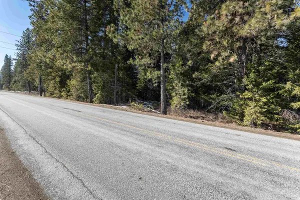 4631 Camden Rd, Newport, WA 99156