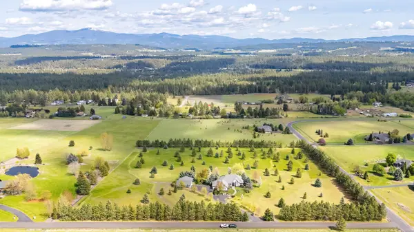 21218 N Saddle Mountain Ln, Colbert, WA 99005