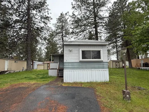 34124 N NEWPORT Hwy ##14, Chattaroy, WA 99003