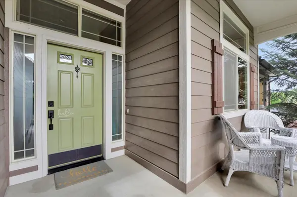 903 E Harding Ct, Spokane, WA 99218