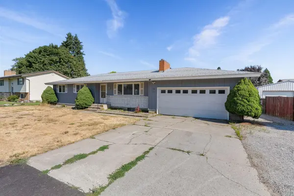 8319 E Liberty Ave, Millwood, WA 99212