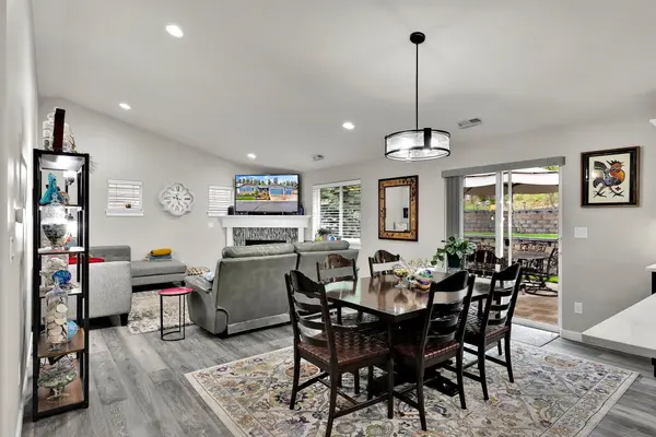 6915 E Fairmont Ln, Spokane, WA 99217