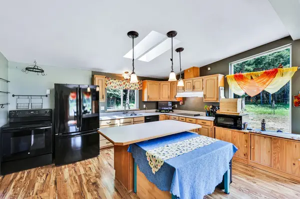 962 Stohr Rd, Newport, WA 99156