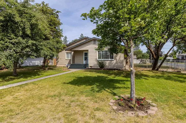 1306 W Joseph Ave, Spokane, WA 99205
