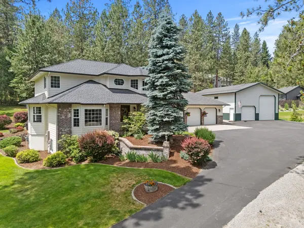 9015 N Murray Rd,  Newman Lake,  WA 99025