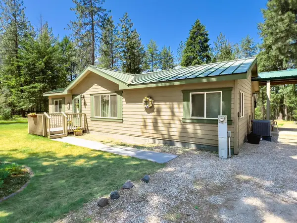 3255 Evergreen Dr, Valley, WA 99181