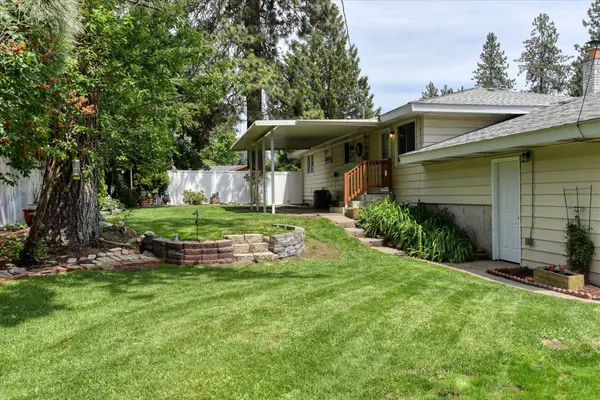 9405 N Normandie Ln, Spokane, WA 99218