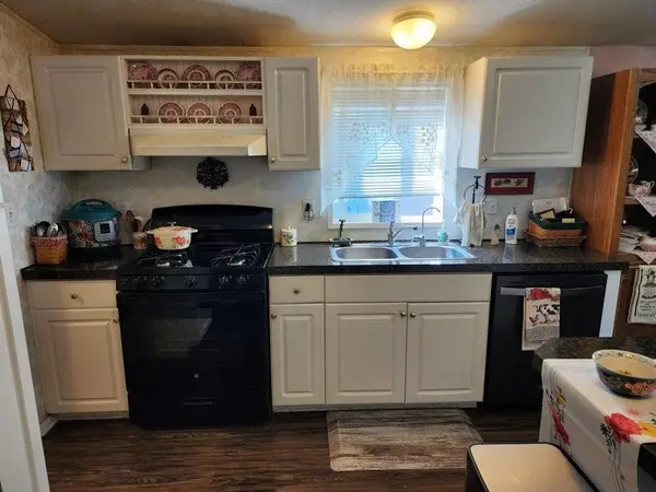 2626 D Cedonia Addy Rd, Addy, WA 99101-0000