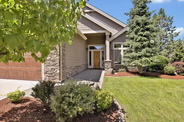 11425 N Lloyd Charles Ln, Spokane, WA 99218