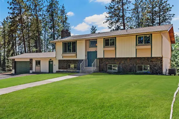11716 S Chalet Dr, Cheney, WA 99004