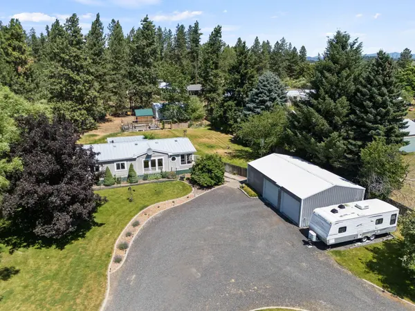 1516 W Arabian Ave, Colbert, WA 99005