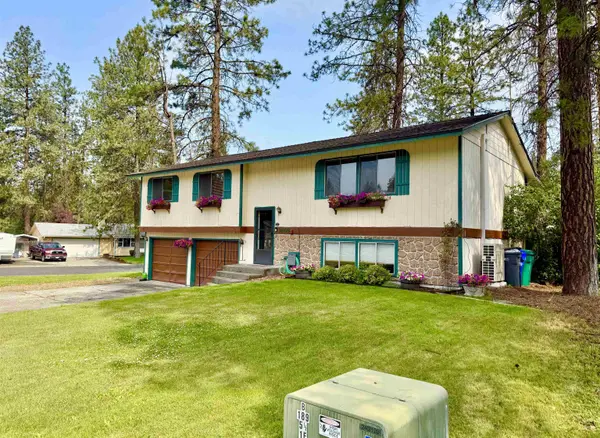 3809 E Vulcan Rd, Spokane, WA 99021