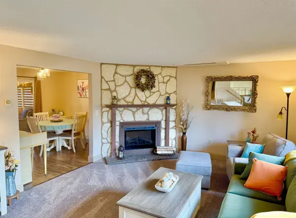 3809 E Vulcan Rd, Spokane, WA 99021