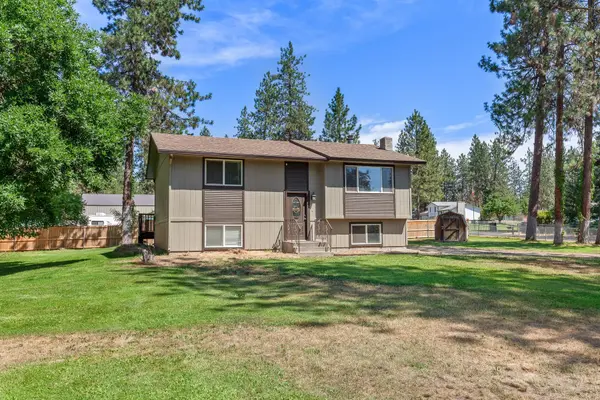 11472 W Tamarac Ln, Nine Mile Falls, WA 99026-0000