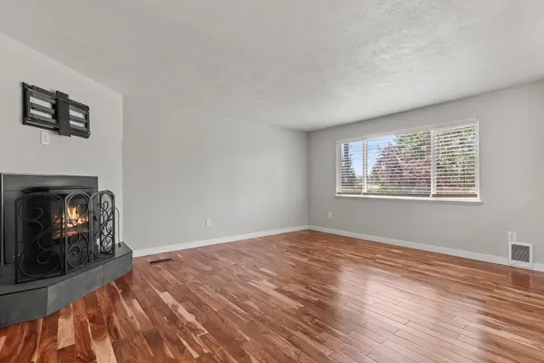 11472 W Tamarac Ln, Nine Mile Falls, WA 99026-0000