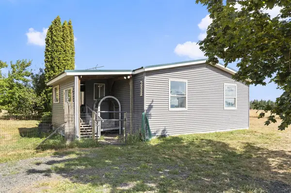 4221 W Davis Rd, Deer Park, WA 99006