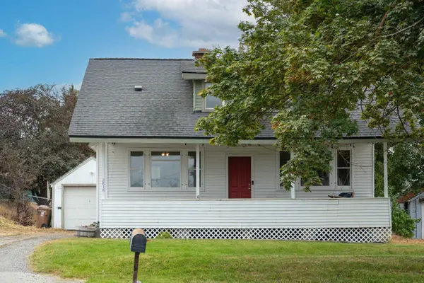 2818 E 33rd Ave, Spokane, WA 99223