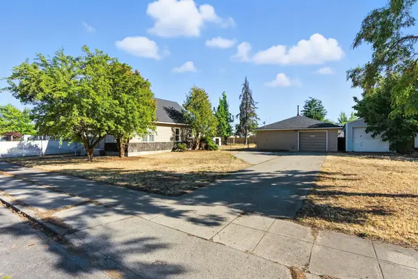 2934 E Joseph St, Spokane, WA 99207
