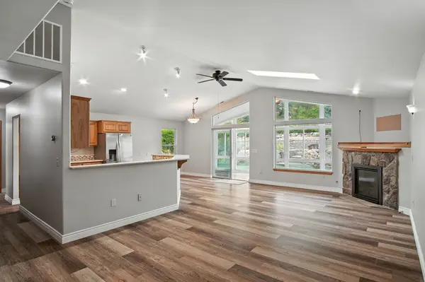 2419 E Canter Ln, Deer Park, WA 99006