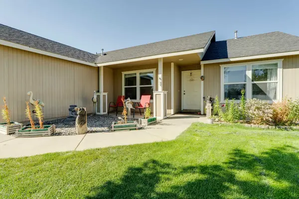 332 S Campbell St, Airway Heights, WA 99001