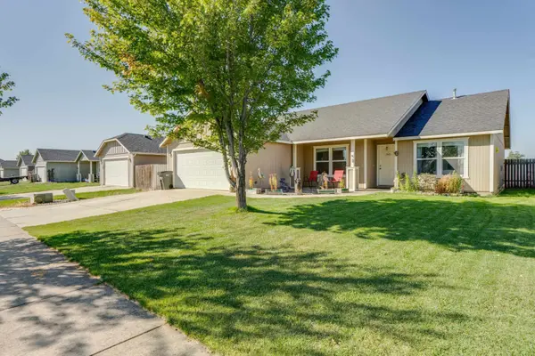 332 S Campbell St, Airway Heights, WA 99001