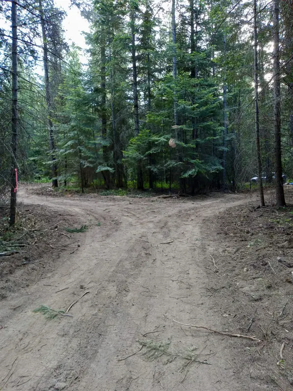 1002 Valley View Dr, Newport, WA 99156