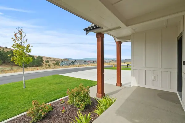 21371 E Acadia Ct, Liberty Lake, WA 99019