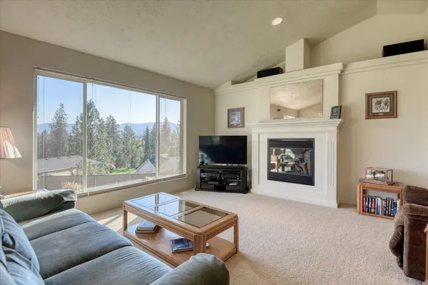 11612 E 19th Ave, Spokane Valley, WA 99206