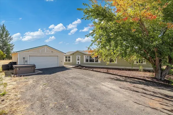 303 W North St, Rockford, WA 99030