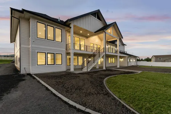 20724 E Happy Trails Ln, Otis Orchards, WA 99027