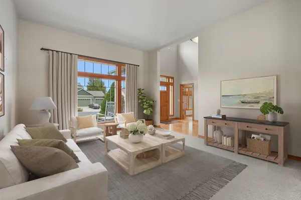 17316 E Galactica Ct, Greenacres, WA 99016