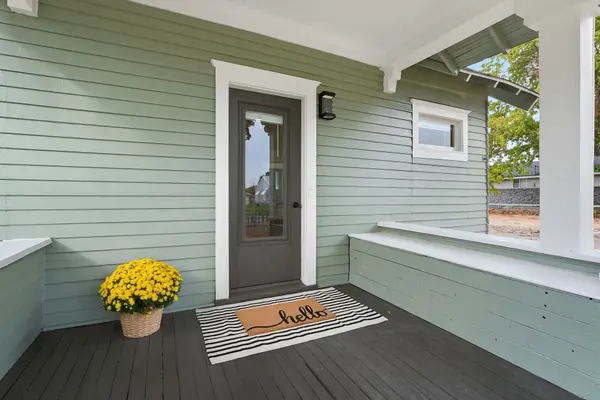 33 E Everett Ave, Spokane, WA 99207