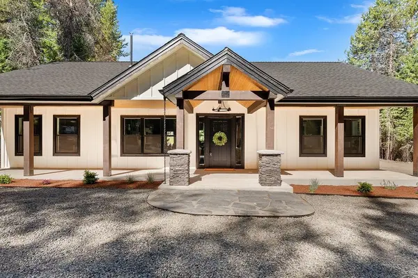 468 Diamond Dr,  Newport,  WA 99156