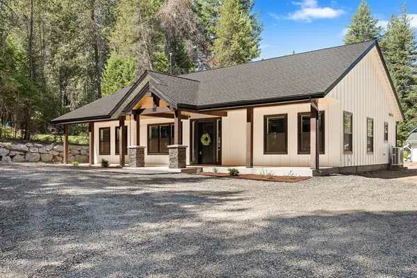 468 Diamond Dr, Newport, WA 99156