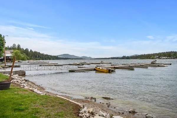 468 Diamond Dr, Newport, WA 99156