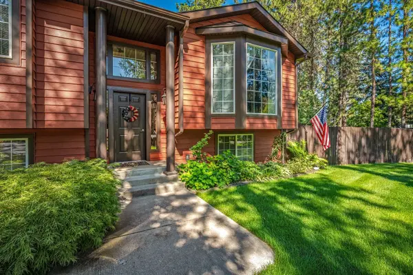 15711 N Unicorn Ct, Mead, WA 99021-9391