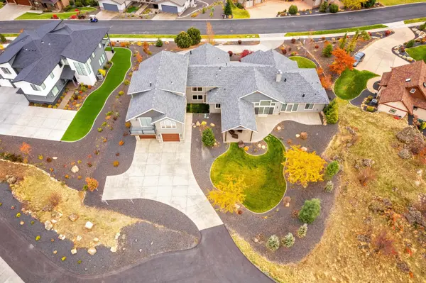 151 N Chief Garry Dr, Liberty Lake, WA 99019