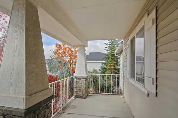 6010 N Crestmont Ln, Spokane, WA 99217