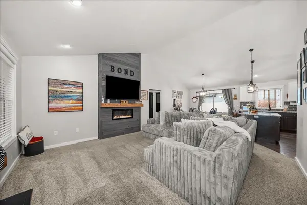 7607 N Lindeke St, Spokane, WA 99208