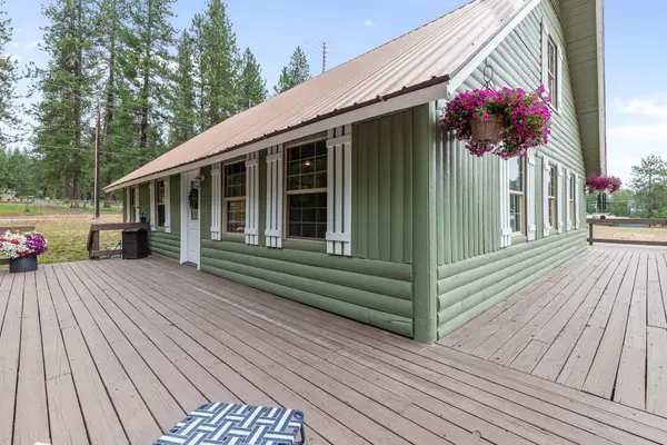 332841 US 2 Hwy, Newport, WA 99156