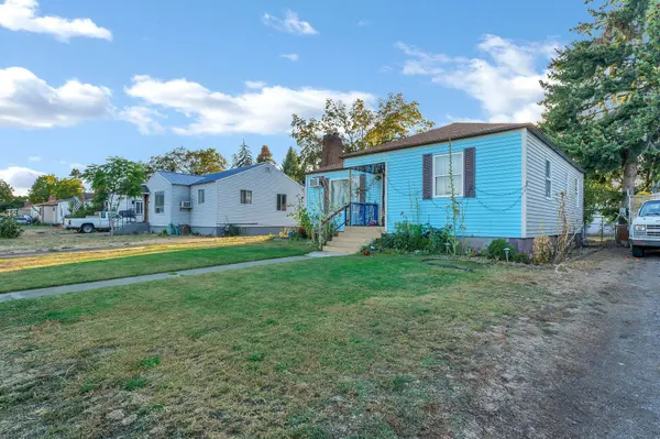 1737 N Smith St, Spokane, WA 99207