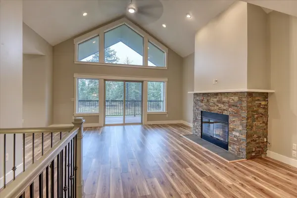 32103 N Perry Rd #32101 N Perry RD, Deer Park, WA 99006