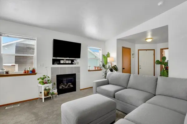 13618 W 12th Ave, Airway Heights, WA 99001