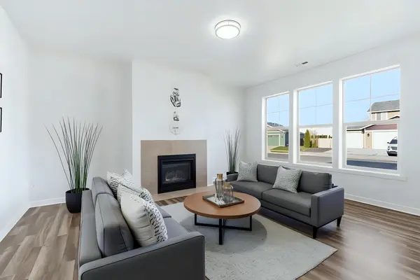 9015 W Silver St, Cheney, WA 99004