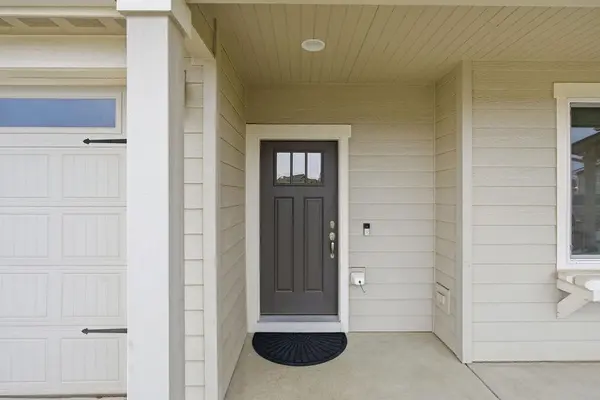 2046 W Parkway Ct, Spokane, WA 99208