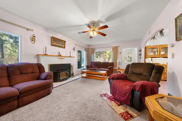 1506 S Decamp Dr, Spokane, WA 99223