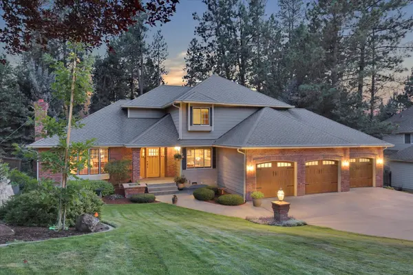6824 S Highland Park Dr, Spokane, WA 99223