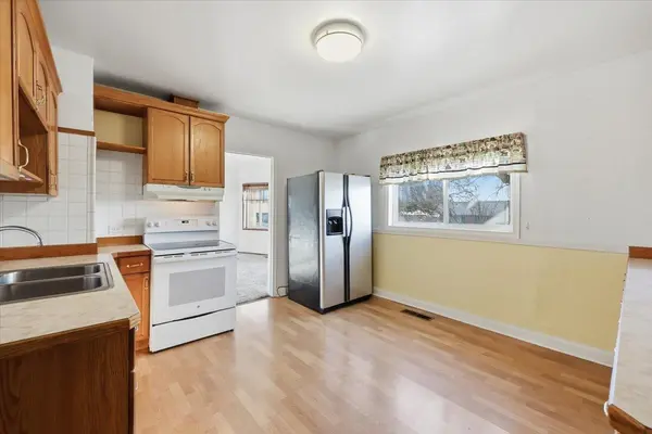 3303 N Stone St, Spokane, WA 99207